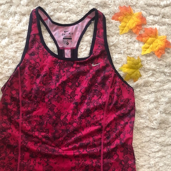 Nike workout top - Picture 2 of 3